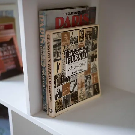 Pass The Keys Artistic And Stylish 2 Bedroom Flat In Centre Apartment