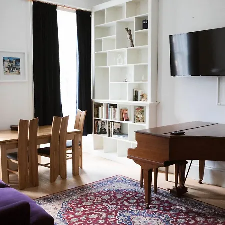 Pass The Keys Artistic And Stylish 2 Bedroom Flat In Centre * Glasgow