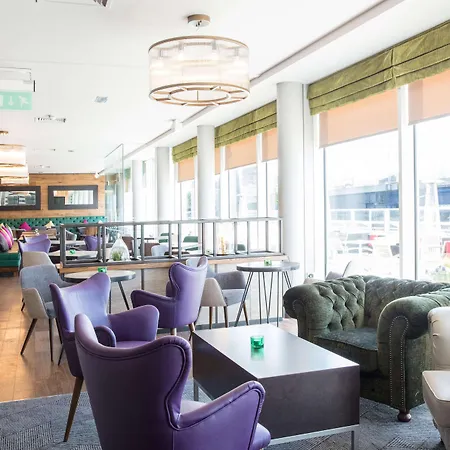 Hilton Garden Centre 4* גלאזגו