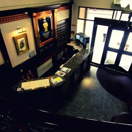 Alexander Thomson Hotell