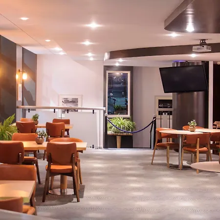 Novotel Centre Отель