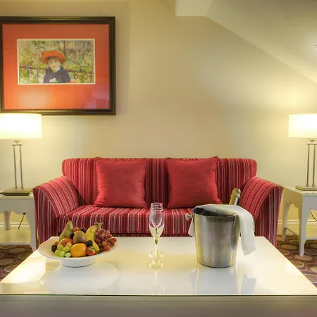 - - Ctr Theatreland By Ihg