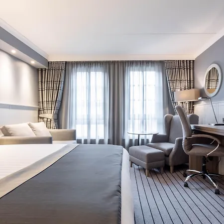- - Ctr Theatreland By Ihg