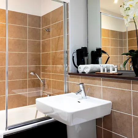 Hotel Metro 4*