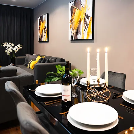 Metro Aparthotel