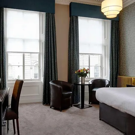 Safestay Charing Cross Hotel 3*