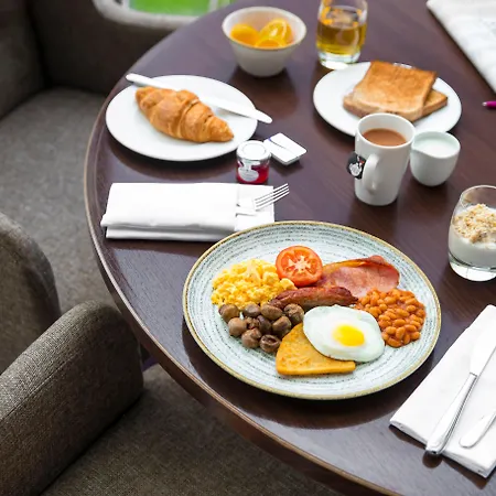 Crowne Plaza By Ihg