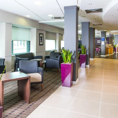 מלון Express - - Ctr Riverside By Ihg גלאזגו