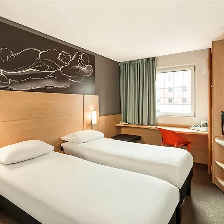 Отель Ibis Centre - Sauchiehall St