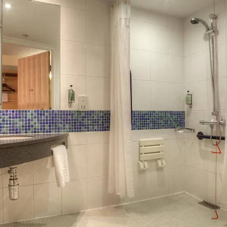 Express - - Ctr Theatreland By Ihg Hotel 3*