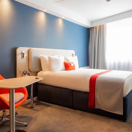 Express - - Ctr Theatreland By Ihg