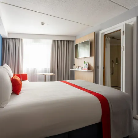 Express - - Ctr Theatreland By Ihg