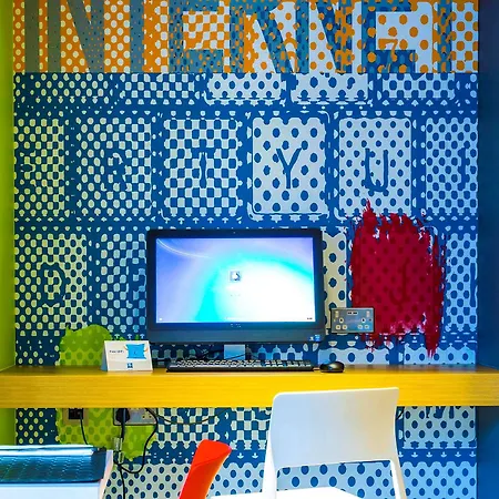 Ibis Budget Hotell 3*