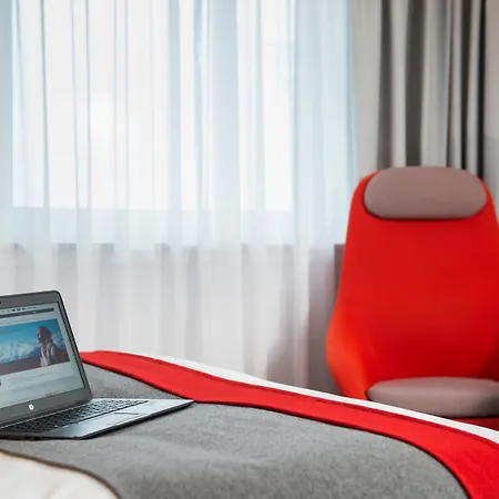 Express - Glasgow Airport By Ihg Hotel