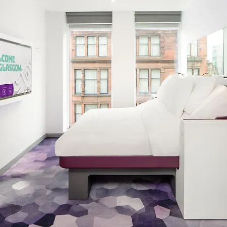 Yotel 4*