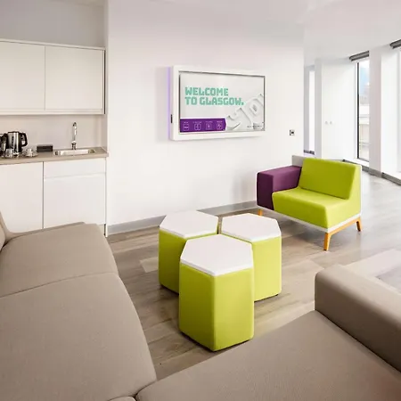 מלון Yotel
