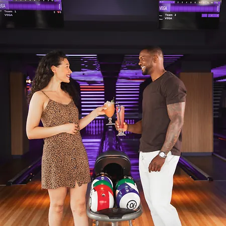 فندق Yotel