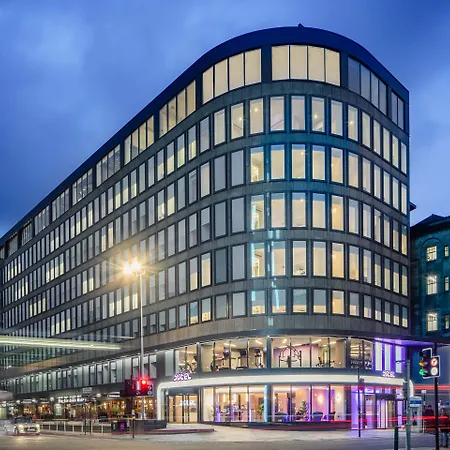 Hotell Yotel 4*