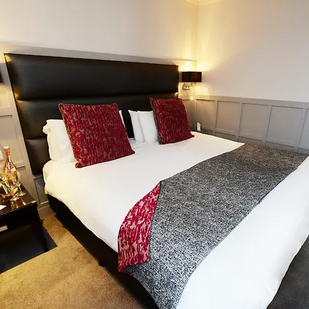 Glynhill & Near Airport