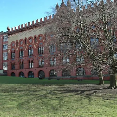 Casa de Férias The Nelson - Spacious And Free Parking Glasgow