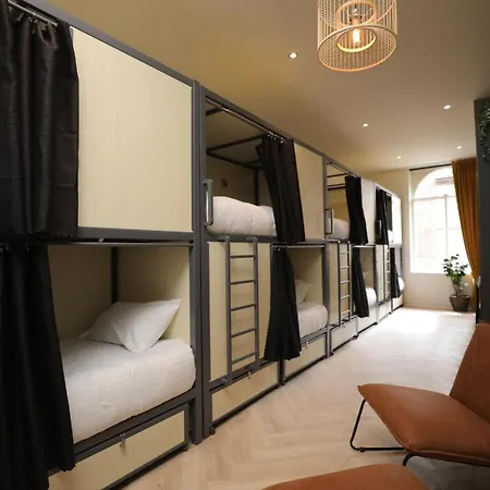Otel Revolver Glasgow