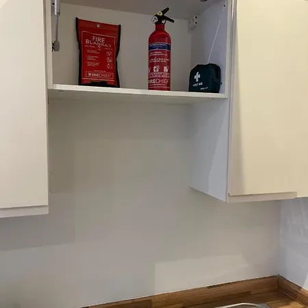 Apartment 2 Bedroom Flat In West End Glasgow