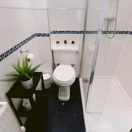 Pass The Keys 2 Bed In West End Glasgow