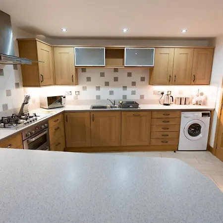 Semesterbostad Beautiful Unique 3bed Mews House - Pass The Keys Glasgow