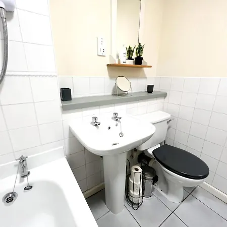 Hotel 2 Bedroom - River Clyde - Parking *