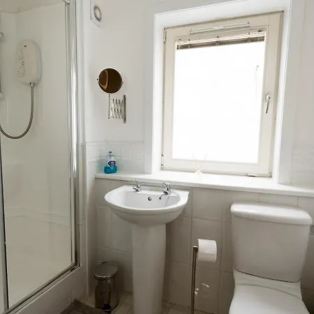 Beautiful Unique 3bed Mews House - Pass The Keys * Glasgow