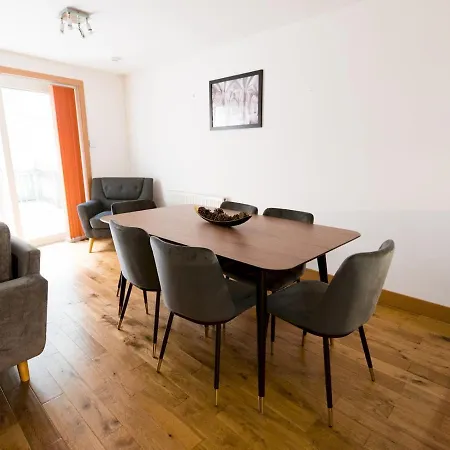 Beautiful Unique 3bed Mews House - Pass The Keys Semesterbostad