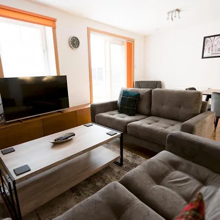 Semesterbostad Beautiful Unique 3bed Mews House - Pass The Keys Glasgow