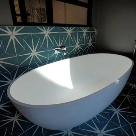 Отель Boutique 50 4*