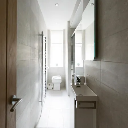 公寓 Superb 1bed Flat In Fabulous West End - Pass The Keys *