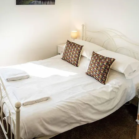 Charming 1-bed Southside Flat In Great Location *