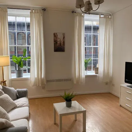 Lovely 1-bed In Merchant