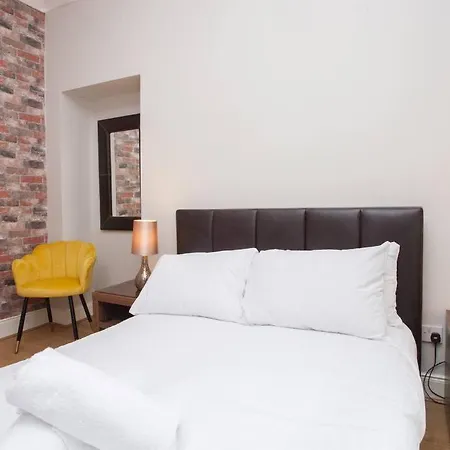 Comfortable Merchant Apartment *