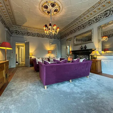 Apartment 1 Bed Character Filled Glasgow
