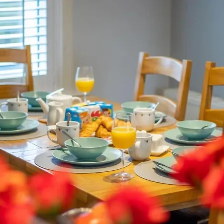 The Brigg - Spacious 3 Bed With Driveway In Apartamento