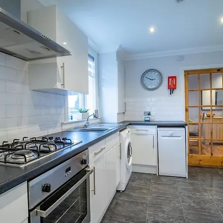 Apartamento The Brigg - Spacious 3 Bed With Driveway In