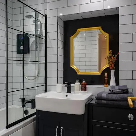 The Escape - 5* In The Heart Of Glasgow! Apartment