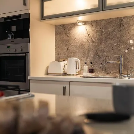 The Penthouse - Luxury Like No Other *