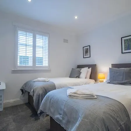 Apartamento The Brigg - Spacious 3 Bed With Driveway In *