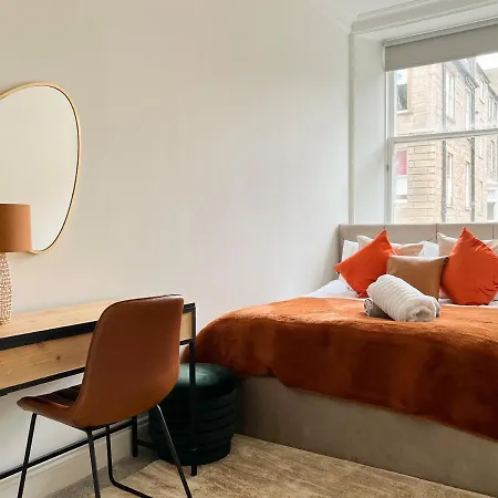 Large Blythswood *