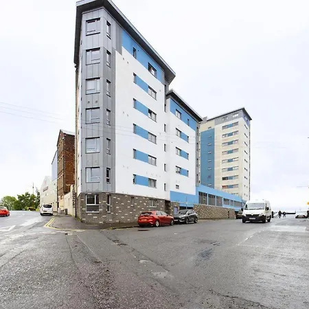 Apartment Glas-go 2 Bedroom 3 Min Walk To Secc Hydro Free Parking Onsite *