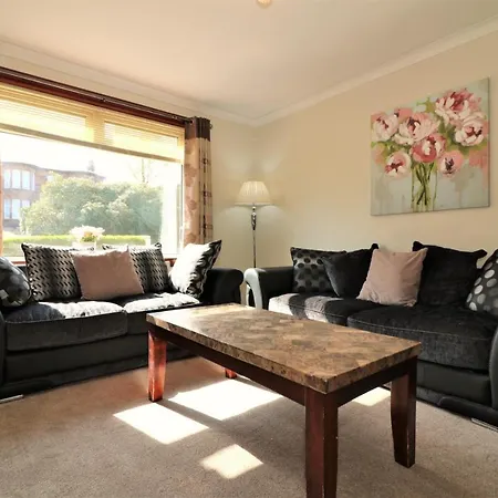 Signature - Dumbreck House Apartment Glasgow