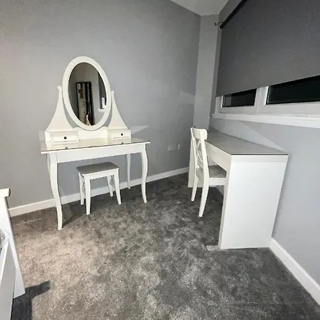 Glas-go 2 Bedroom 3 Min Walk To Secc Hydro Free Parking Onsite Glasgow