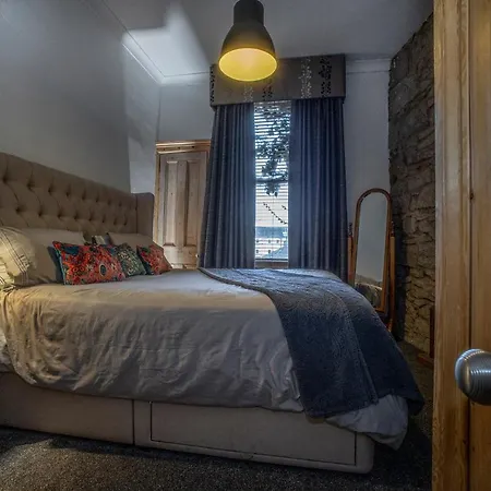 Lägenhet 2 Bed In Great Location 15-20 Minutes Walk To Sec Glasgow