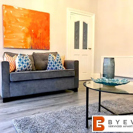 Semesterbostad Byevo Almar - Close To And Airport - Perfect For Contractors Or Large Groups *