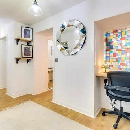 Apartment Lovely 2 Bedroom Garden Flat In Trendy West End *
